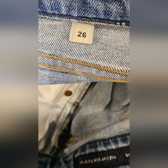 Citizens of Humanity Elsa Mid Rise Slim Fit Crop - Cadence - Picture 8 of 9